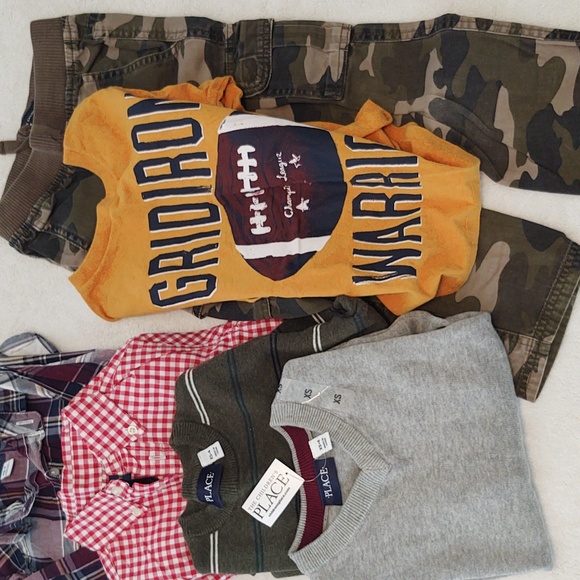 Lot boys size 4 bundle cargo  camo pants, long T, 2 dress shirts & 2 sweaters - Picture 9 of 9